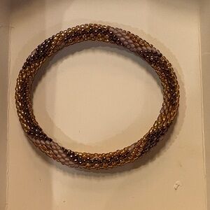Chic Beaded Bracelet in Gold and Brown
